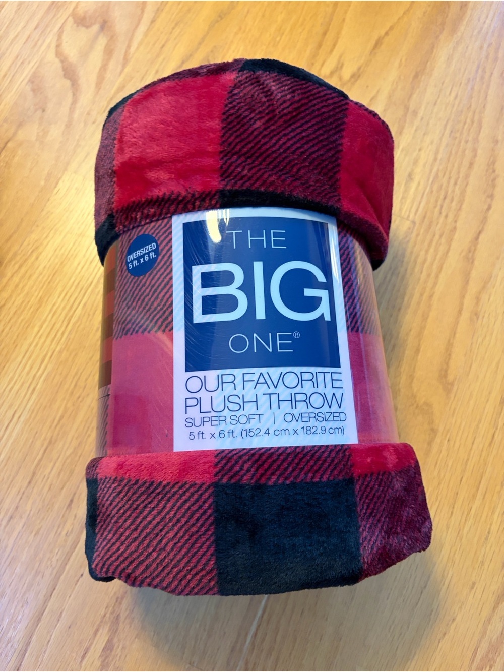 Kohl’s The Big One Red Buffalo Check Fleece Throw 5' x 6 Oversized Plush NWT